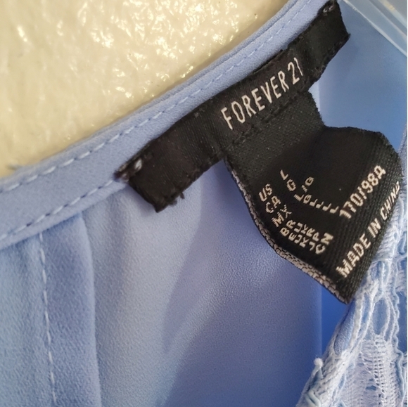 2/$7 Forever 21 Sky Blue Lace Cropped Top - Picture 5 of 5
